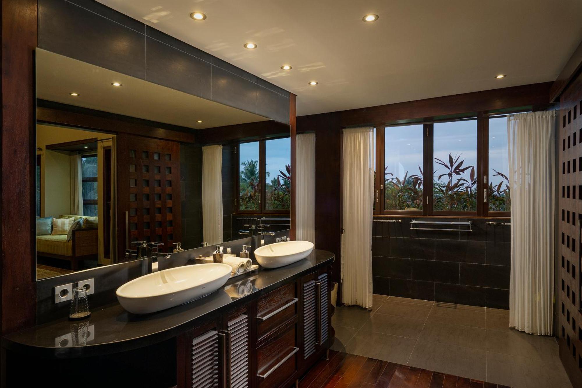 The Luxe Ubud Quarto foto